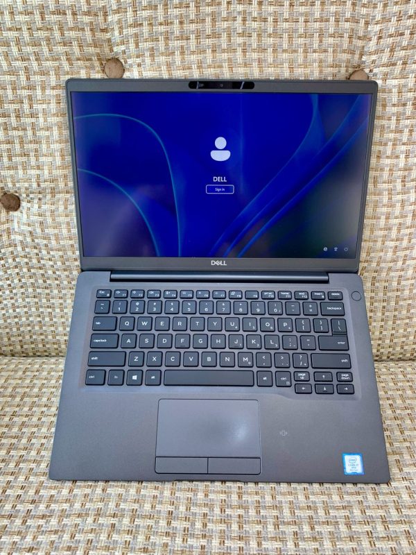 Dell Latitude 7400